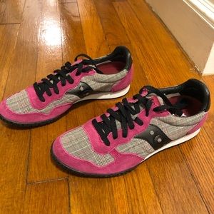 New Saucony Original sneakers. Never worn.